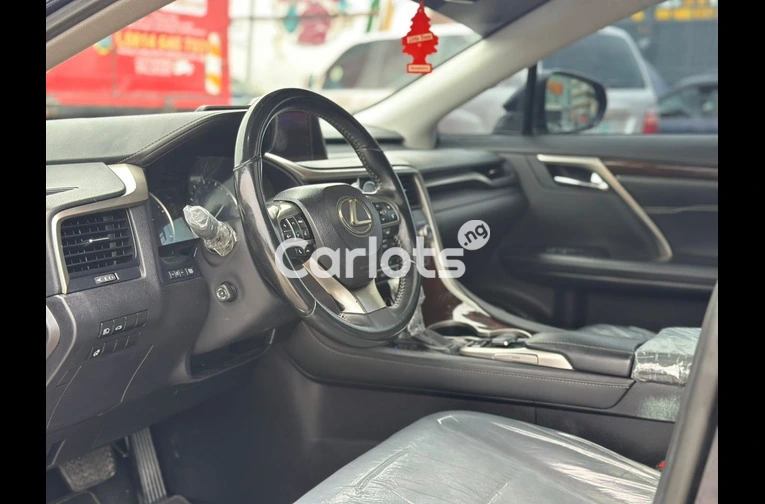 Foreign Used Lexus RX350 2016 - 7/7