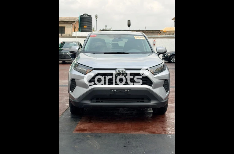 2024 Toyota Rav 4 LE AWD