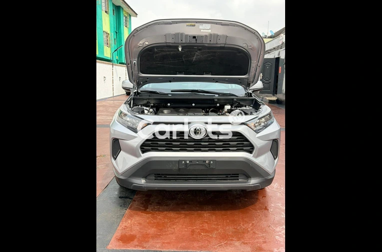 2024 Toyota Rav 4 LE AWD - 5/7