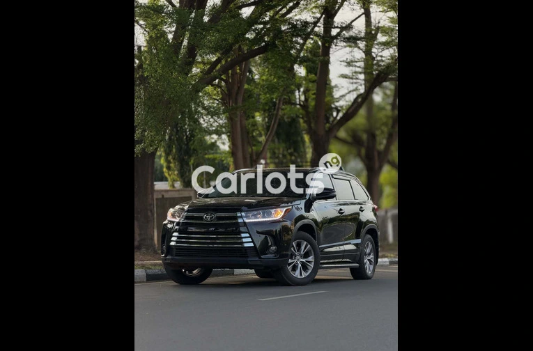 2015 Toyota Highlander XLE Foreign Used - 1/7