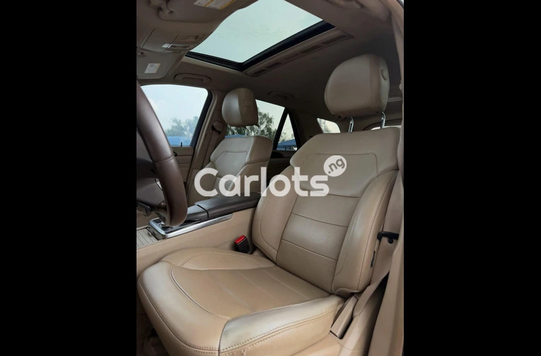 Clean 2014 Mercedes ML350 - 6/7