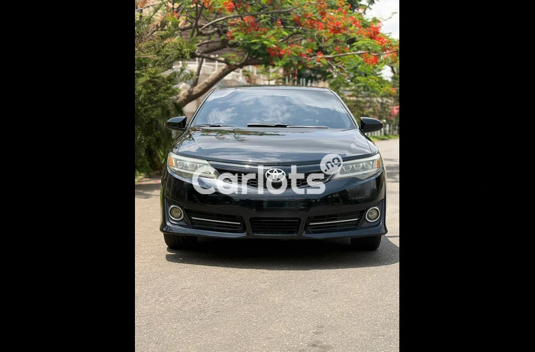 Nigerian used Toyota Camry 2013 model with custom duty - 1/7