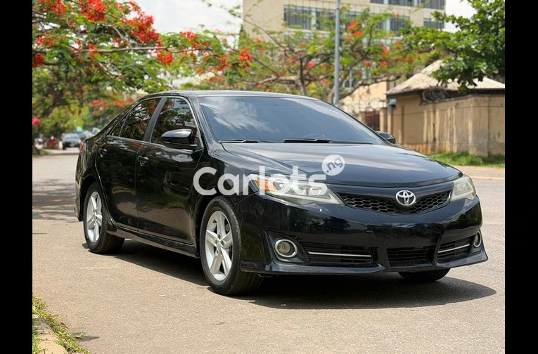 Nigerian used Toyota Camry 2013 model with custom duty - 5/7