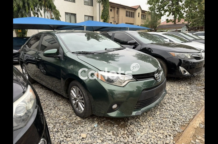 FOREIGN USED TOYOTA COROLLA 2014 MODEL - 2/7