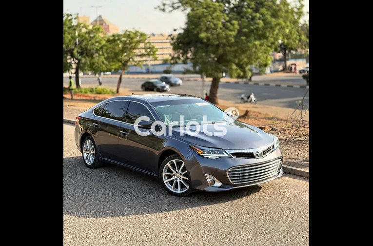 FOREIGN USED 2014 TOYOTA AVALON LIMITED - 2/7