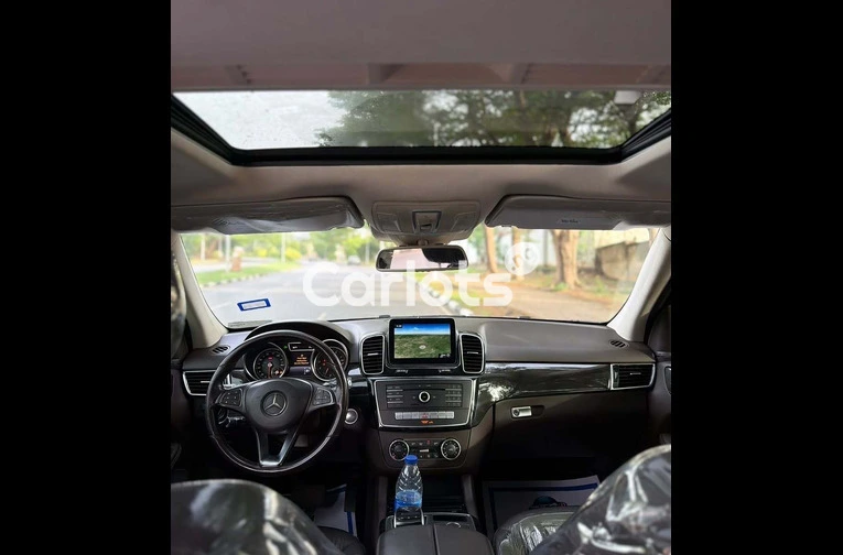 Clean 2017 Mercedes-Benz GLE350 - 5/7