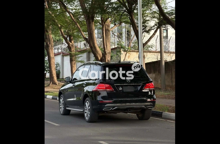 Clean 2017 Mercedes-Benz GLE350 - 7/7