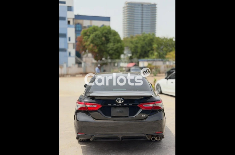 Nigeria used 2018 Toyota Camry SE