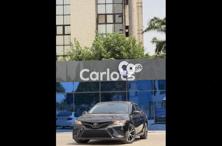 Nigeria used 2018 Toyota Camry SE - 7/7