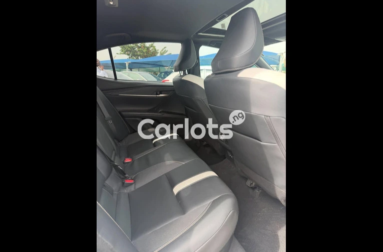 BRAND NEW 2025 TOYOTA CAMRY - 4/7