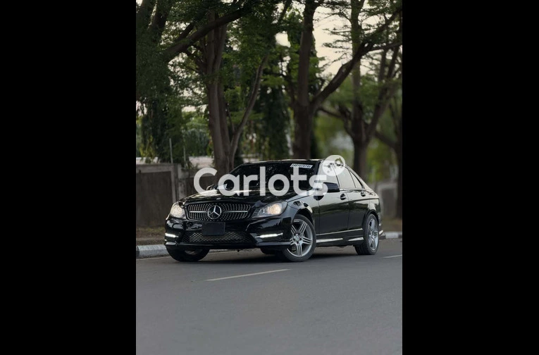 2009 Mercedes-Benz C300 - 1/7