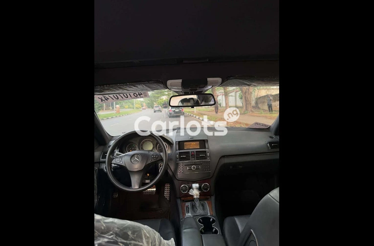 2009 Mercedes-Benz C300 - 5/7