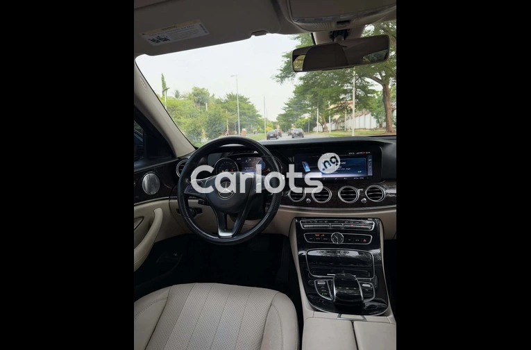 2017 Mercedes-Benz E300 - 4/7