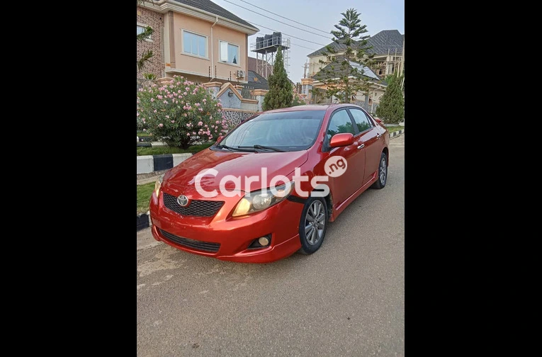 2010 TOYOTA COROLLA S - 1/7