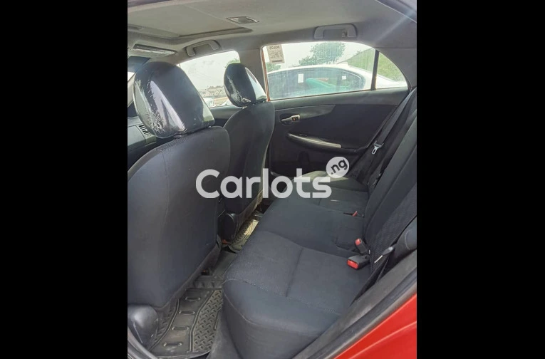 2010 TOYOTA COROLLA S - 4/7