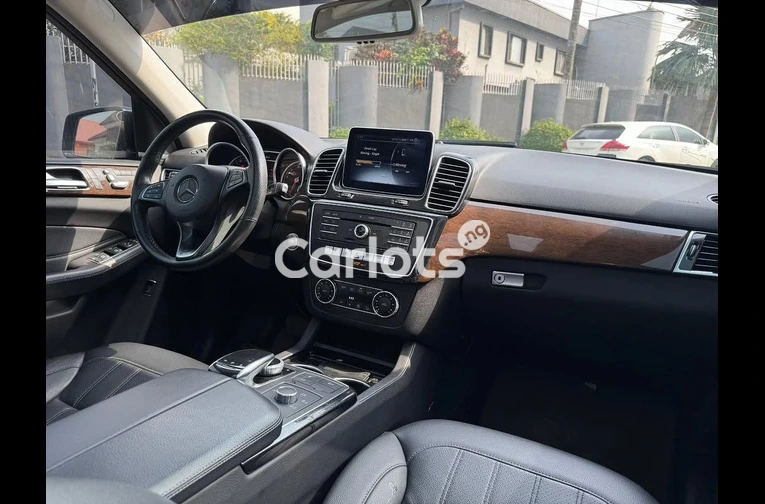 REGISTERED 2016 MERCEDES-BENZ GLE350 - 3/7