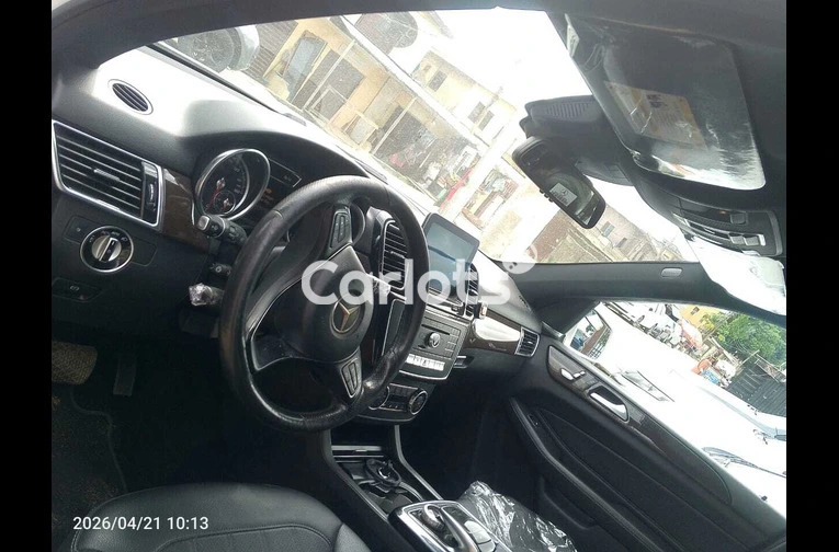 2017 Mercedes Benz GLE 350 4MATIC Foreign used - 2/7