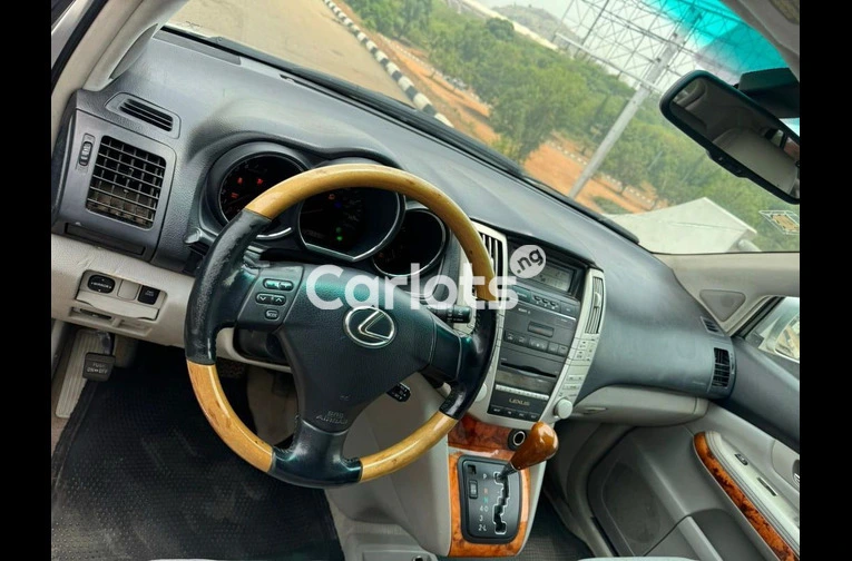 TOKS STANDARD FIRST BODY 2007 LEXUS RX350 - 3/6