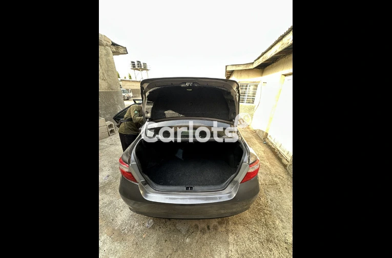 New Entry Foreign used Toyota Camry 2016 model - 5/6