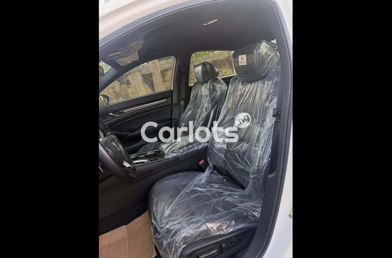2018 HONDA ACCORD SPORT - 6/7