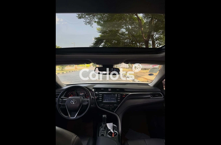 2018 TOYOTA CAMRY XSE - 5/7