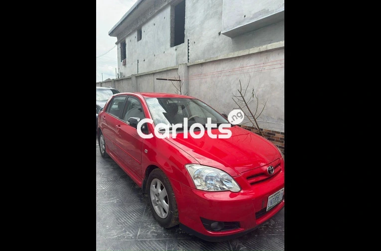 2006 Toyota Corolla Hatchback