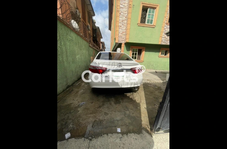 PURE FIRST BODY 2016 TOYOTA CAMRY SPORT - 7/7