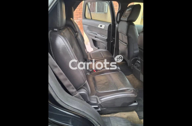 Nigerian used 2013 Ford Explorer - 6/7