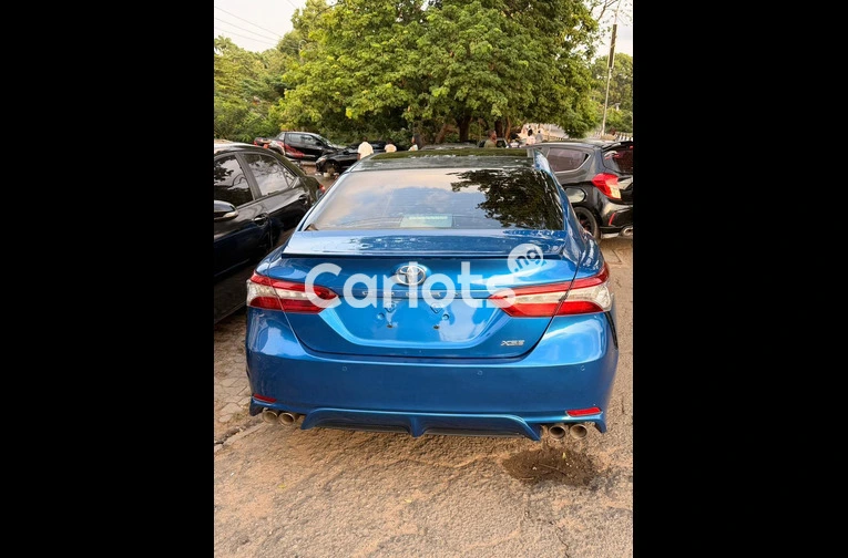 2020 TOYOTA CAMRY XSE - 7/7