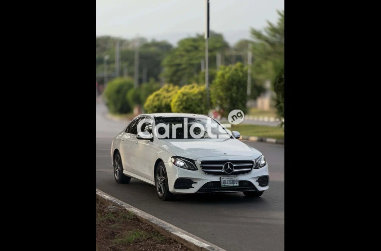 Foreign Used 2016 MERCEDES-BENZ E300 - 3/7