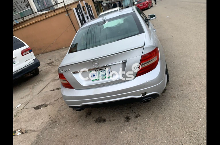 2014 Mercedes-Benz C 350 Sport 4dr Sedan - 2/7