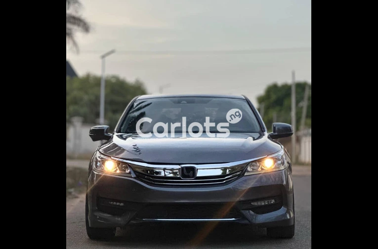 2016 KEYLESS HONDA ACCORD V6 - 1/4