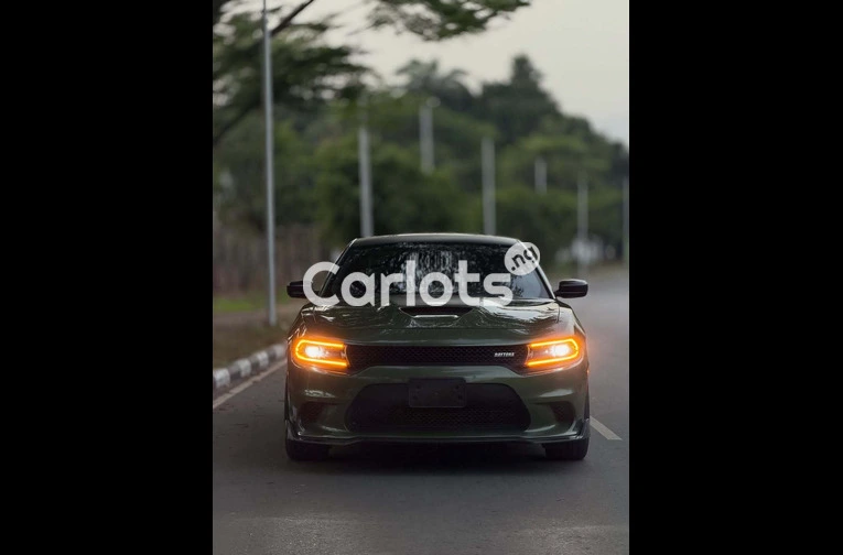 2024 DODGE CHARGER DAYTONA - 2/7