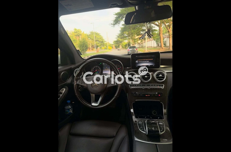 2016 Mercedes GLC 300 - 4/7
