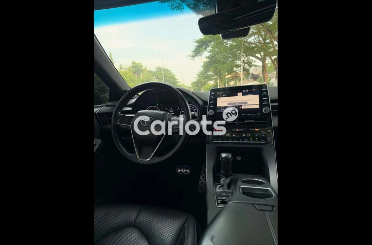 2018 Toyota Avalon Touring - 4/7