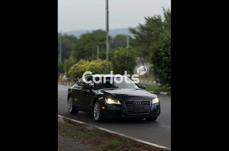 2012 AUDI A7 3.0T - 3/7