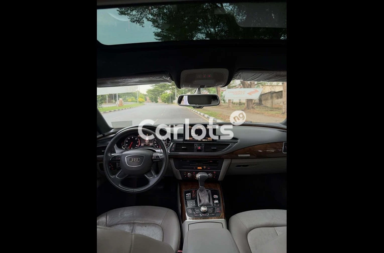 2012 AUDI A7 3.0T - 5/7