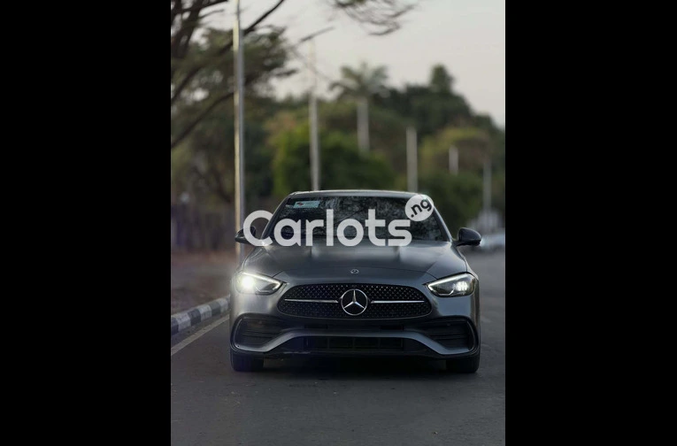 2023 MERCEDES-BENZ C300 - 2/7