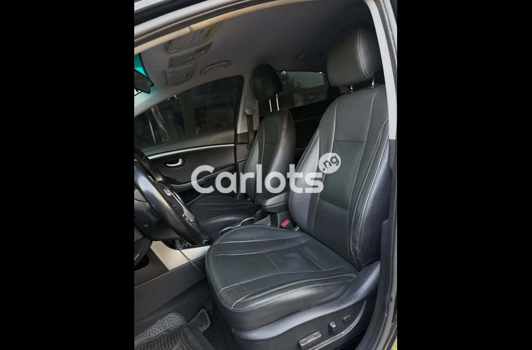 2016 HYUNDAI ELANTRA GT - 6/7
