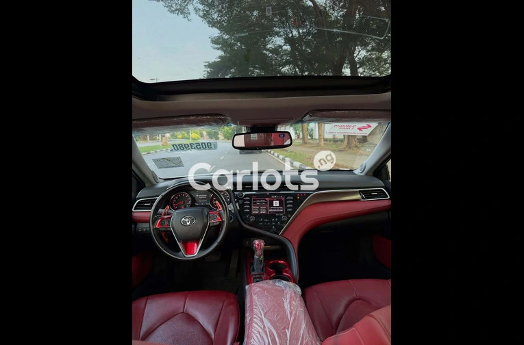 Foreign Used 2018 Toyota Camry XSE - 5/7