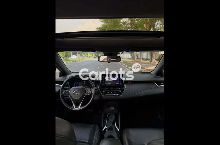 2020 TOYOTA COROLLA XSE - 5/7