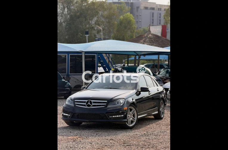 Foreign Used 2012 Mercedes Benz C350 - 5/6