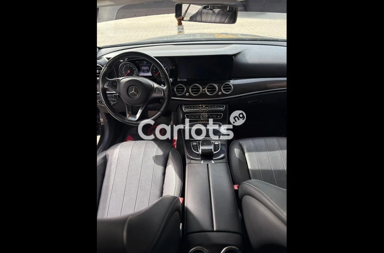 Locally used 2018 MERCEDES BENZ E300 - 3/5