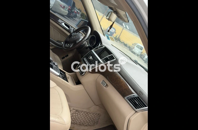 FOREIGN USED 2014 MERCEDES BENZ GL450 4MATIC FULL OPTION - 3/7
