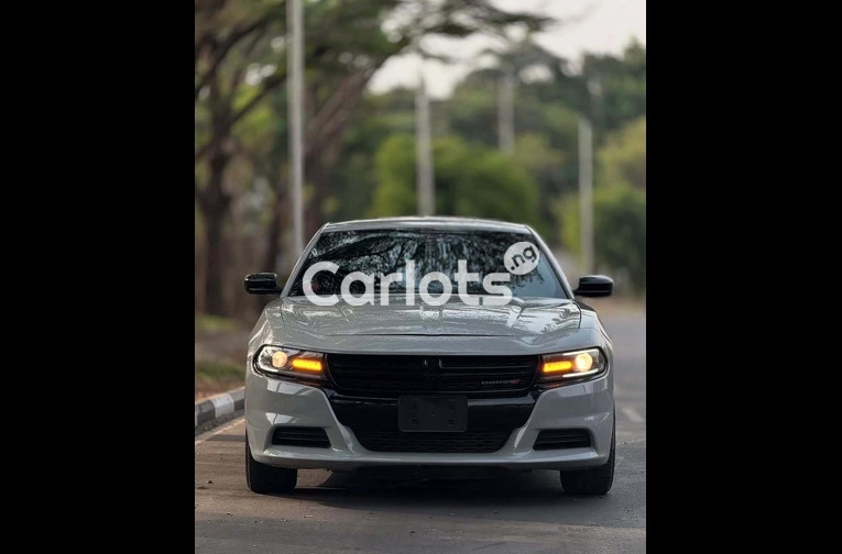 2021 DODGE CHARGER Tokunbo - 2/7