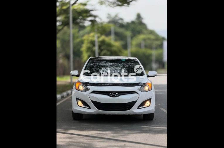 2013 HYUNDAI ELANTRA GT - 2/7