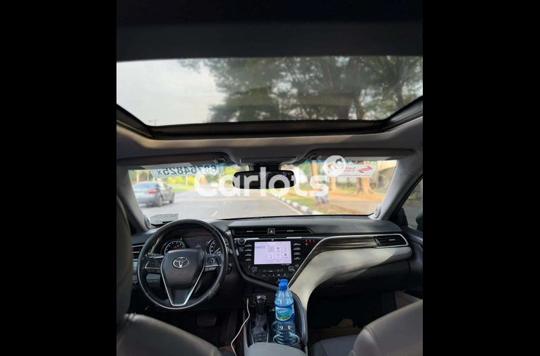 Foreign Used 2018 TOYOTA CAMRY XLE - 5/7