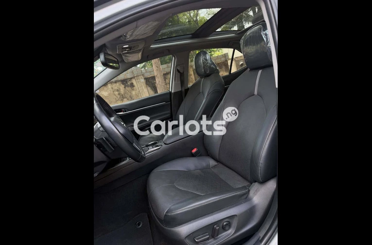 Clean 2021 TOYOTA CAMRY XSE Foreign Used - 6/7
