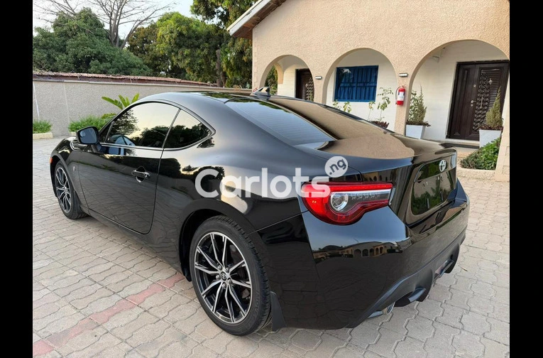 FOREIGN USED 2017 TOYOTA 86 GT - 5/7