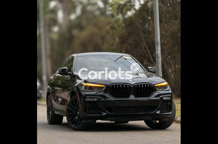 FOREIGN USED 2021 BMW X6 M50i - 1/7